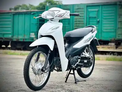 Honda Wave Alpha белый 2023, в родной краске, хон. номера