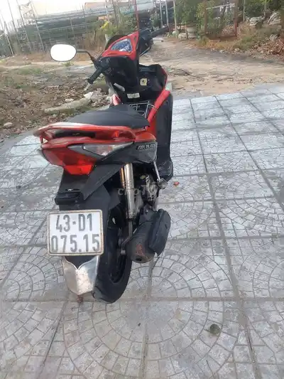 Honda Air Blade, черно-красный, сборка Вьетнам