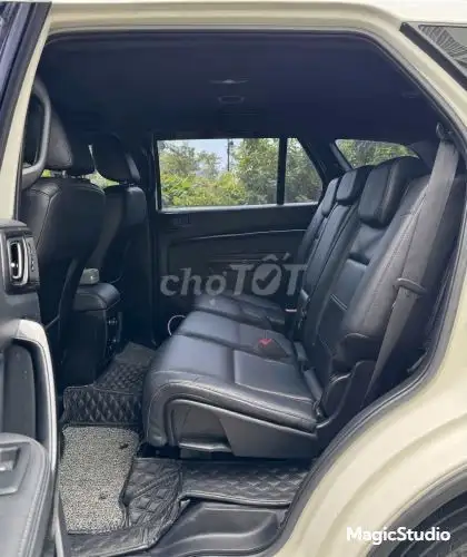 Ford Everest Titanium 2.0L 4x2 AT 2020