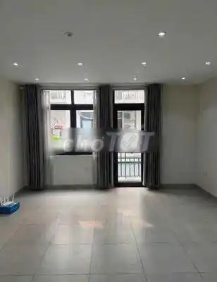 Дом на улице Xuan La, Tay Ho, фасад 5м, 105кв.м x 5 этажей