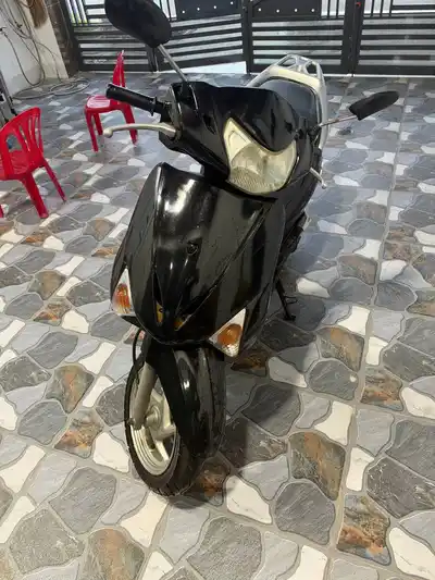 Honda Lead 2009, 110 кубов