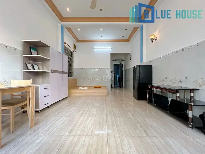 Квартира 40 м² с балконом, отдельной кухней и мебелью, ЖК Бау Кат