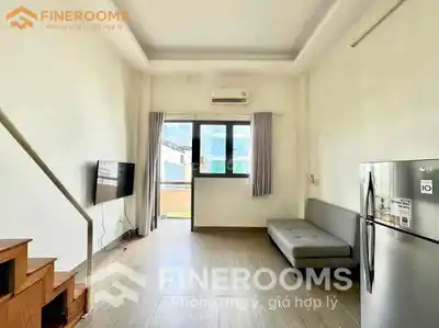 Дуплекс с балконом/окном, лифт, менеджер, рядом Cộng Hoà, Etown, HVHK