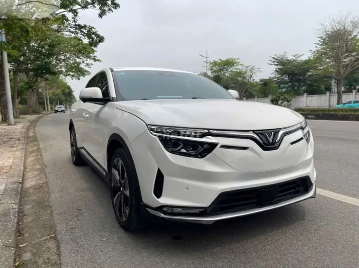 VinFast VF8 Plus AWD 2023