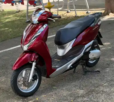 Honda Lead 2019, красный