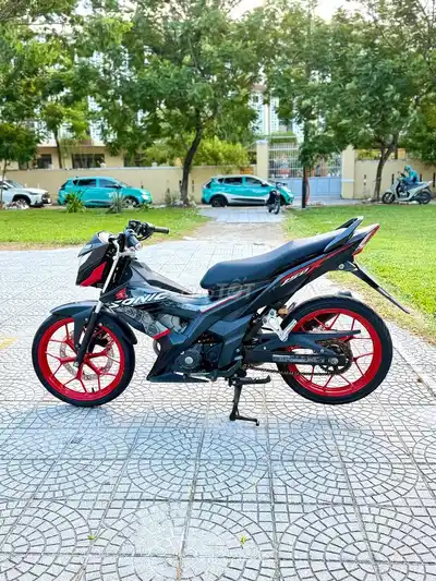 Honda Sonic 2022 Черный, Красный