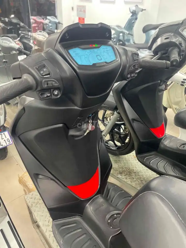 Piaggio Medley 150cc ABS 2022 Черный
