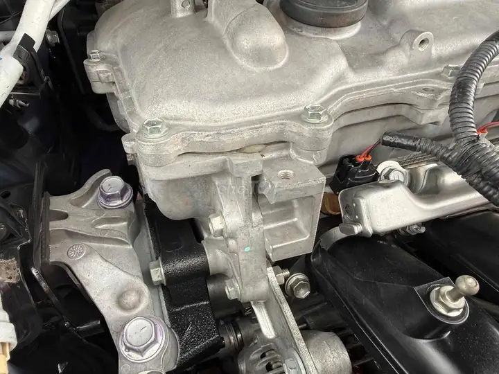 Toyota Cross 2021 1.8V 7 ванн Серый