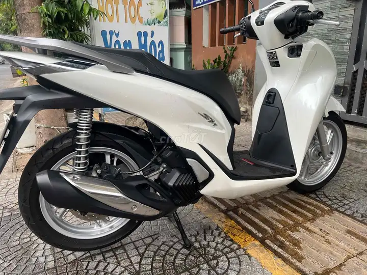 Honda SH 125 2025 Белый 5000 км