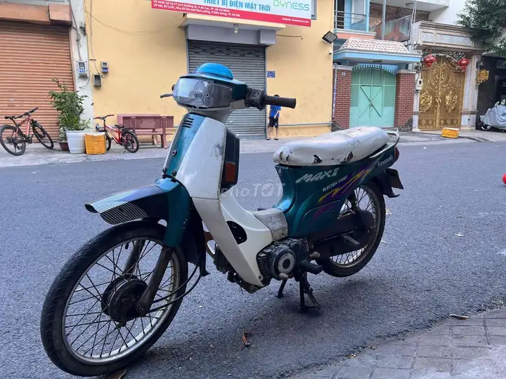 Kawasaki Max II синий, белый 146379 км