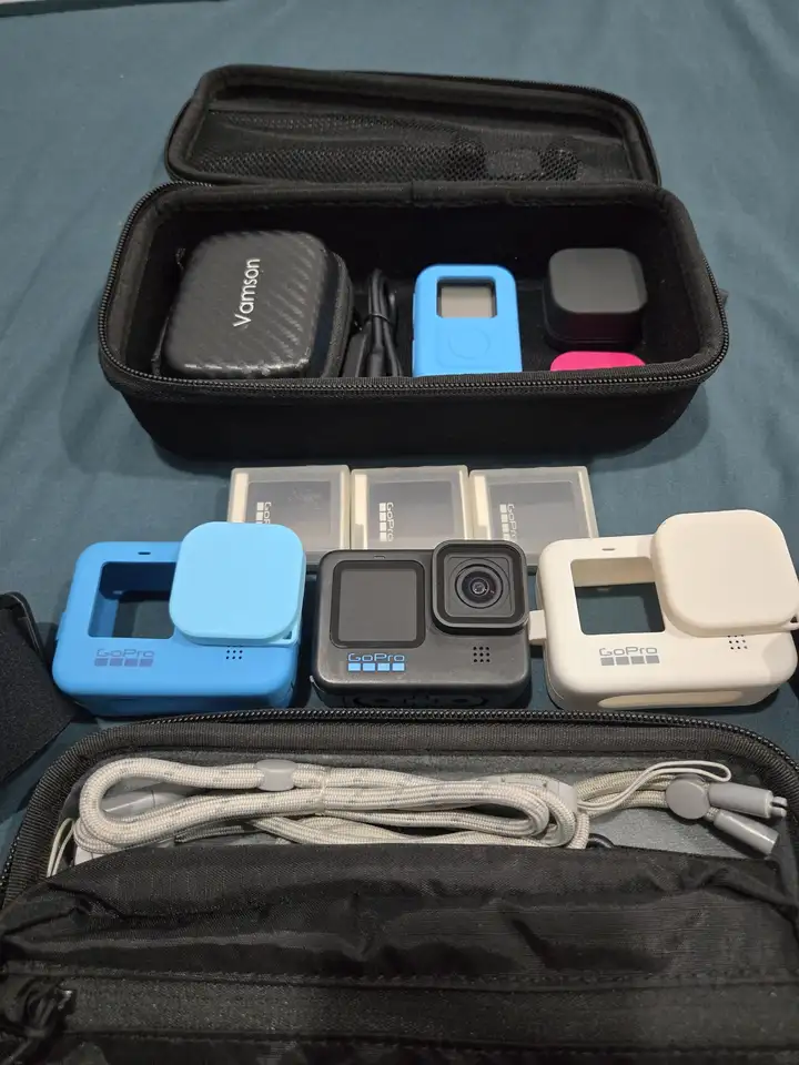 GoPro HERO 11 Black полный комплект с аксессуарами