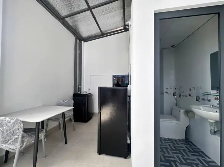 Квартира с садом CT1 Riverside Luxury