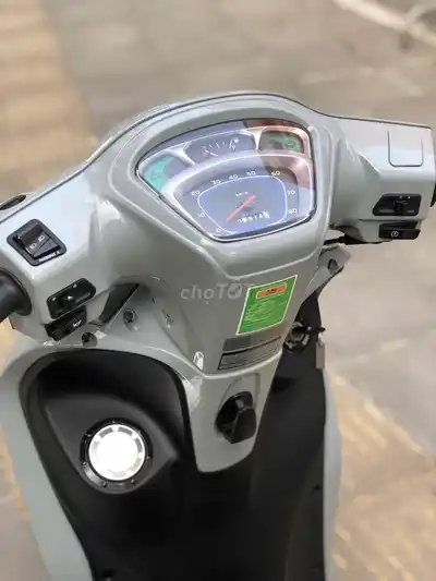 Kymco Candy Hermosa 2024 Серый 8000 км