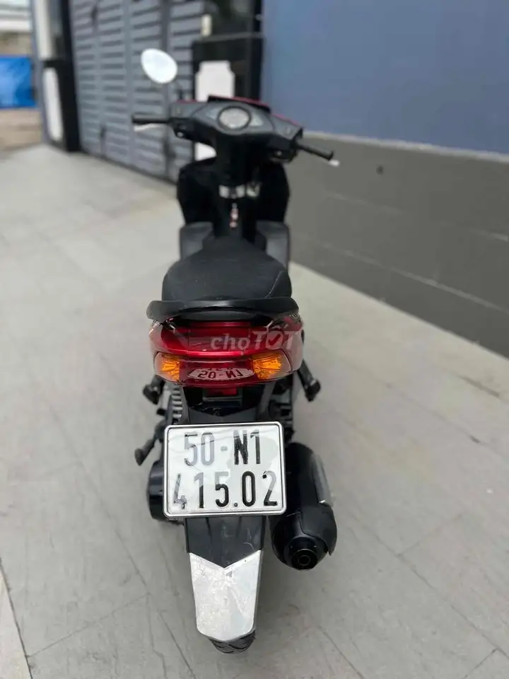 Honda Click 2024 Красный