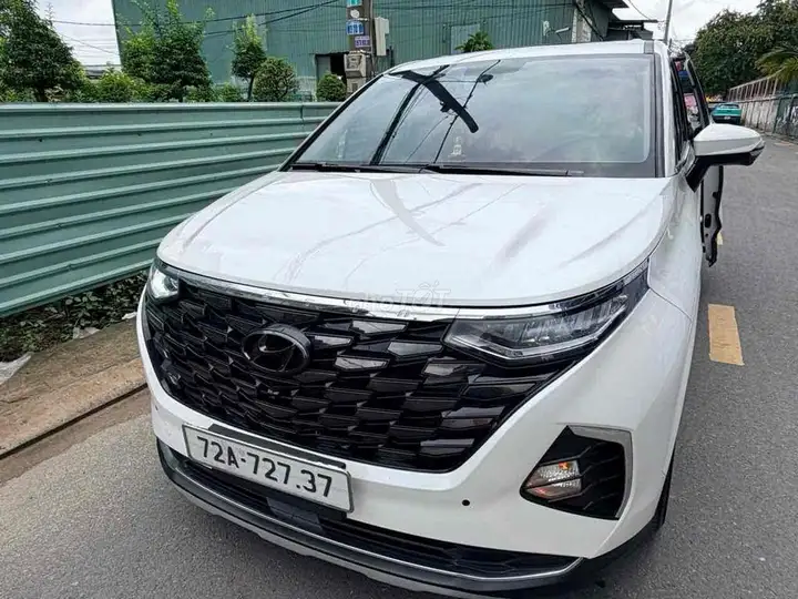 Hyundai Custin 1.5AT 2023 Белый Автомат 61000 км