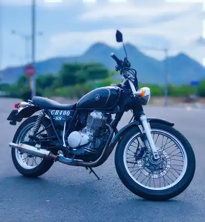 Honda CB400SS