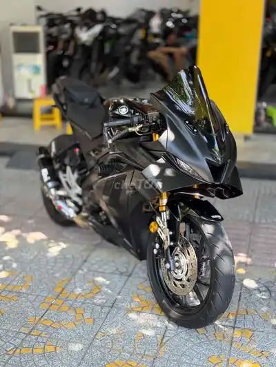 Yamaha R15 V3 полный тюнинг / предоплата 6.000.000