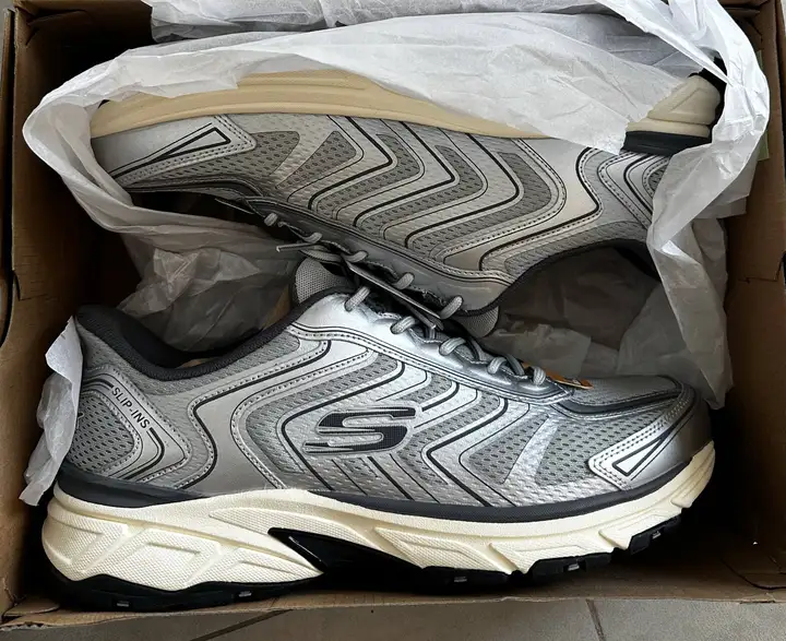 Кроссовки Skechers Stamina Sport