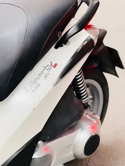 PIAGGIO LIBERTY 125 IE, ханойские номера, от владельца
