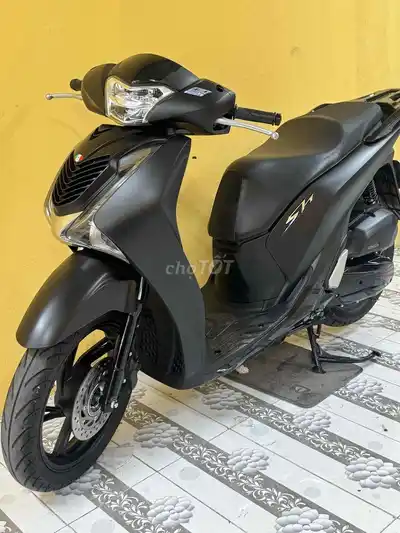 Мотоцикл SH 125 ABS 2017 матовый черный, отличное состояние