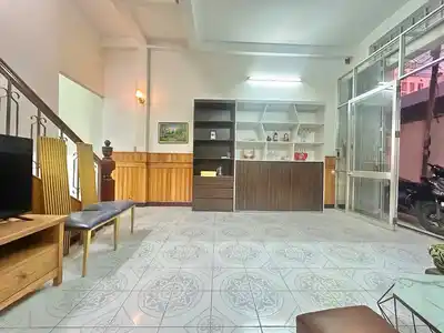 Аренда 2-этажного дома на улице Туэ Тинь, Нячанг