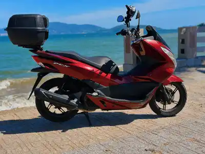 Honda PCX 2014, 125 куб
