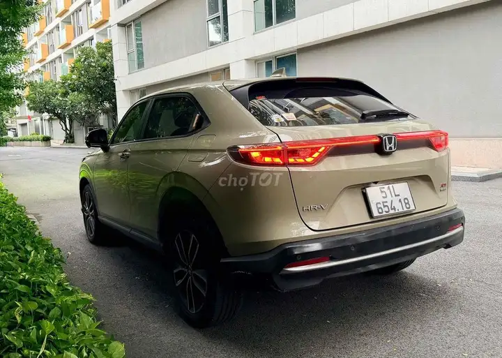 Honda HRV RS Hybrid 09/2025 Песочный - 7000 км