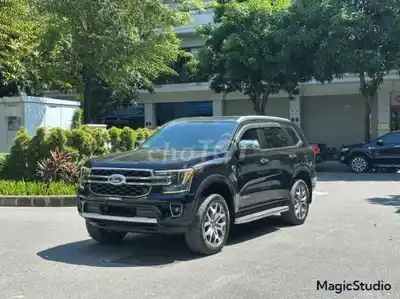 Ford Everest Titanium 2.0L 4x2 AT 2022