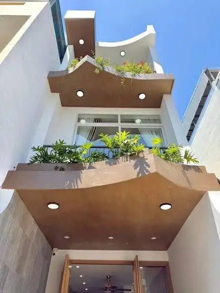 Дом 3 этажа, 3 спальни, 4 WC, 70м2