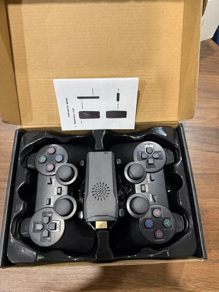 Игровая консоль