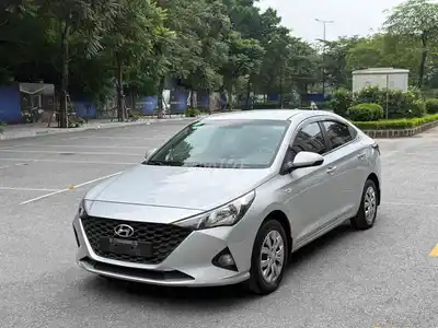 Hyundai Accent 2023 1.4 MT механическая коробка передач, отличный автомобиль
