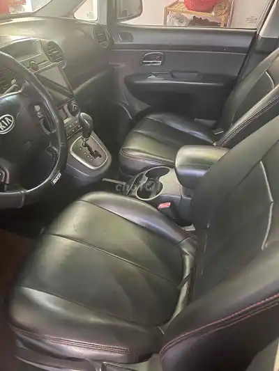 Kia Carens 2009 автомат 7 мест серый