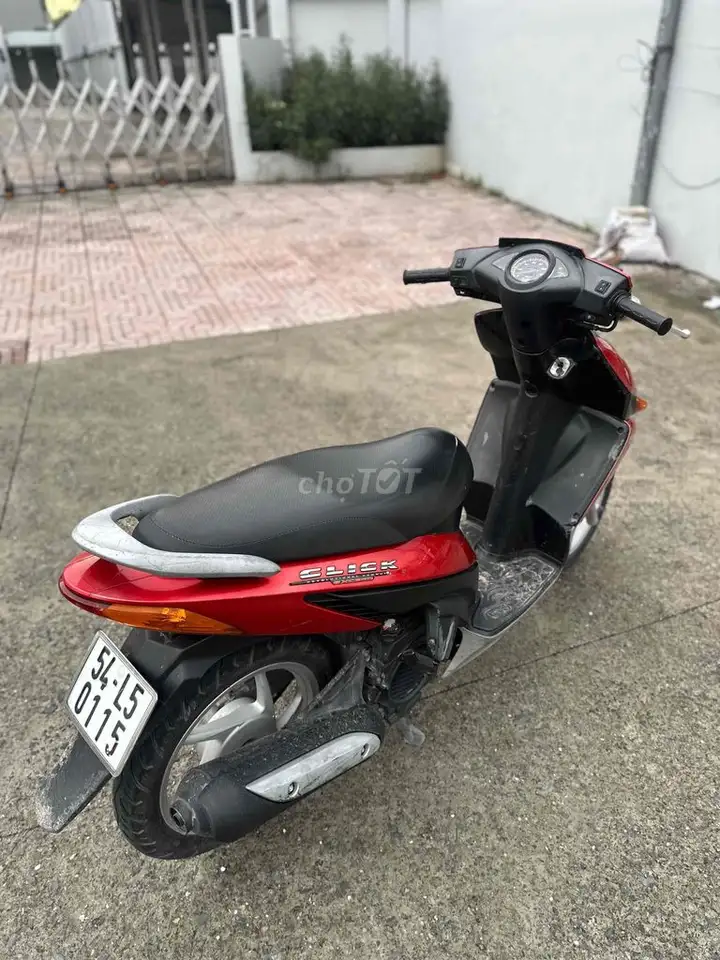 Honda Click 110 2023 Красный Хошимин
