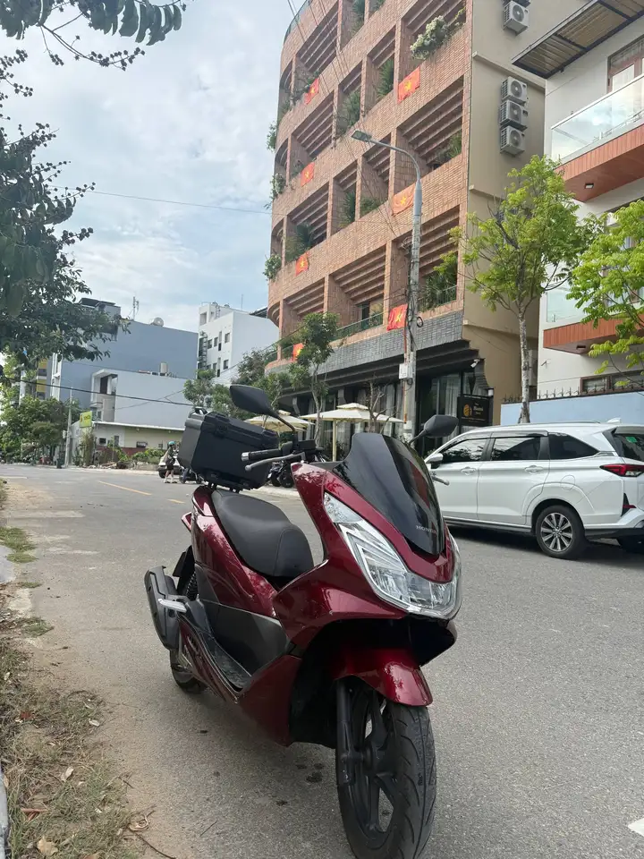 Honda PCX (2 поколение, 2014г), 125cc