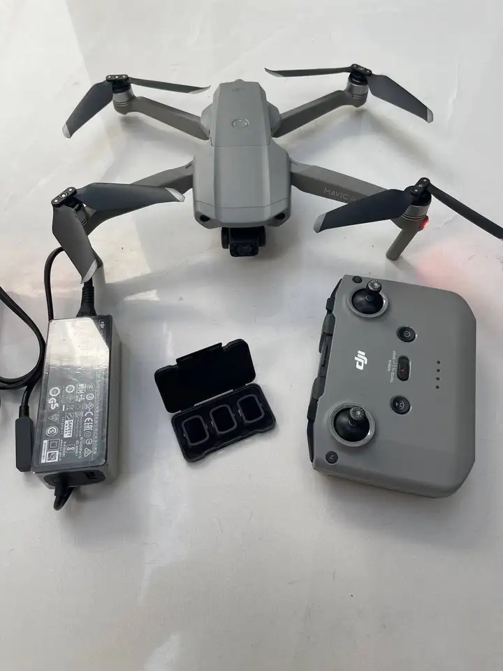 Квадрокоптер DJI Mavic Air 2