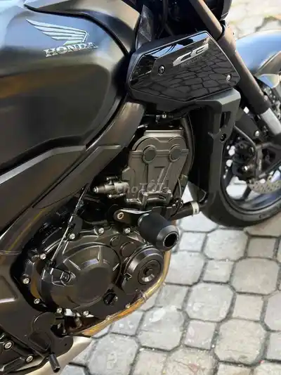 Honda CB650R Black Edition 2023 черный