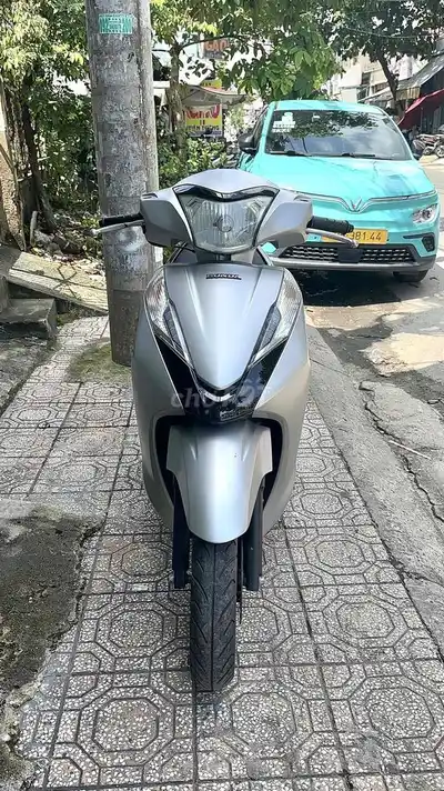 Honda Lead 125 2014 Серый с документами от собственника