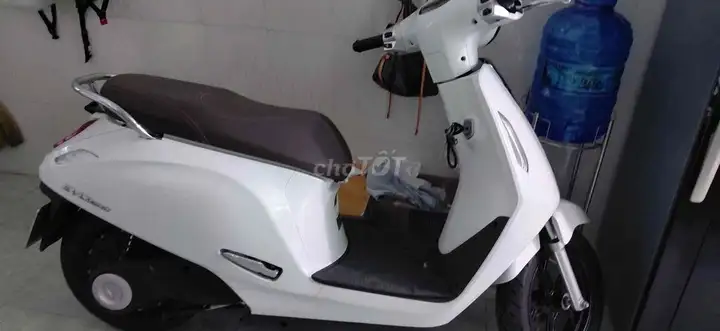 VinFast EVO200 Обычная версия 2025 Белый 1598.5 км