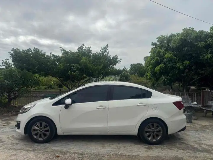Kia Rio 2014, белый