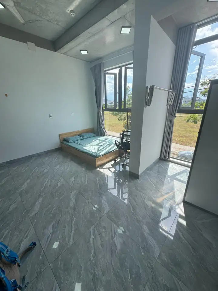 Loft-style студия Hoa Xuan