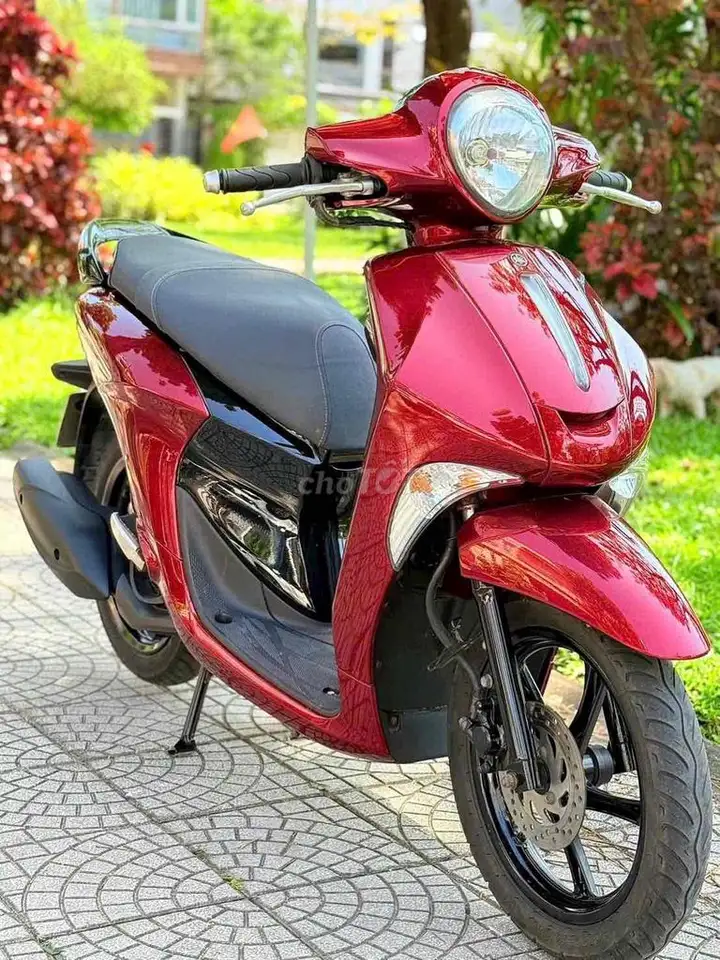 Yamaha Janus 2018 Красный