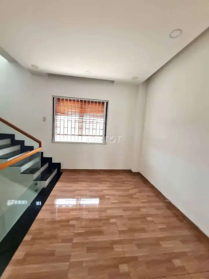 Таунхаус Mega Village Khang Điền, 75м2, 3 сп., 3 сан., Фу Хью, Район 9