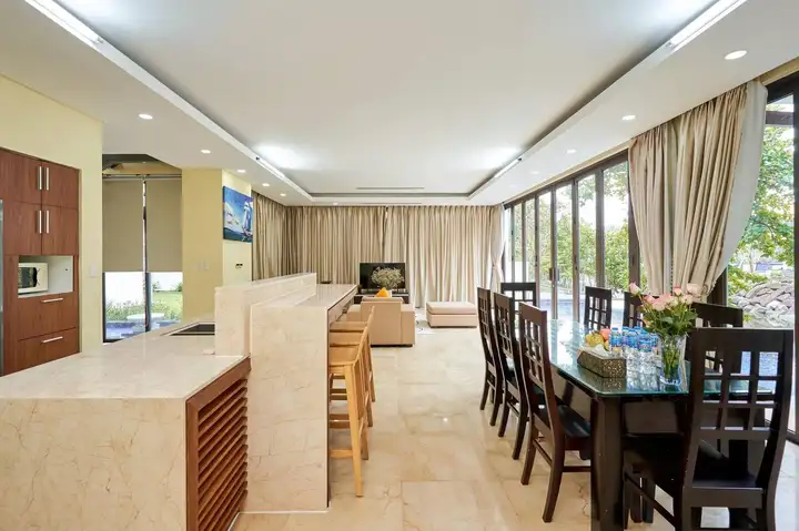Villa 2 floors: 4 Bedroom 5WC 500m2