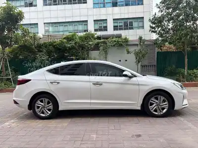 Hyundai Elantra 2019 GLS 1.6AT