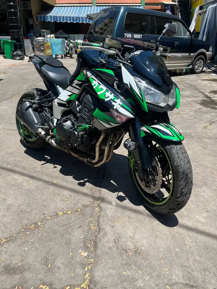 Kawasaki Z1000