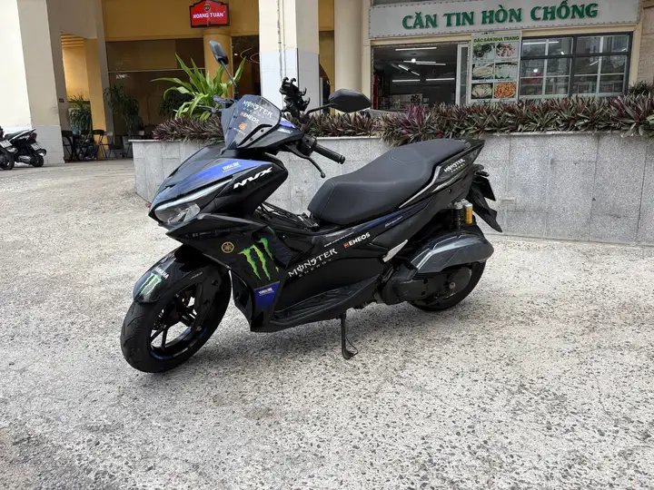 Yamaha NVX 155 v2