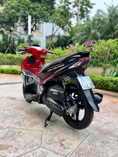 Honda Airblade 125 2016 Красно-черный