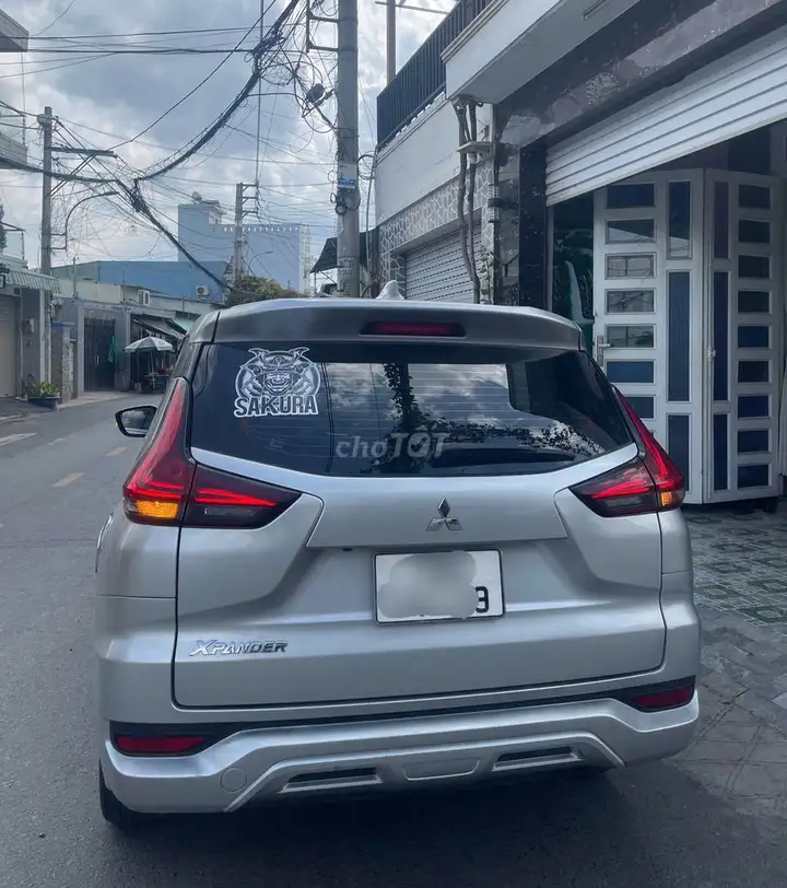 Mitsubishi Xpander Premium 2020 Серебристый 60 тыс. км