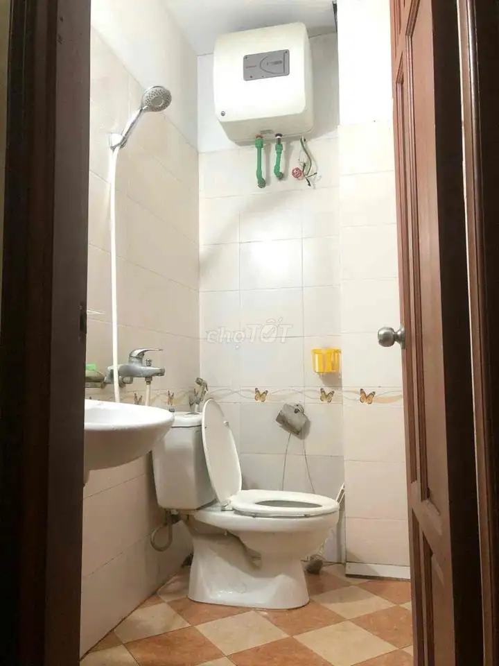 Сдается комната на 3 этаже, Ба Динь
