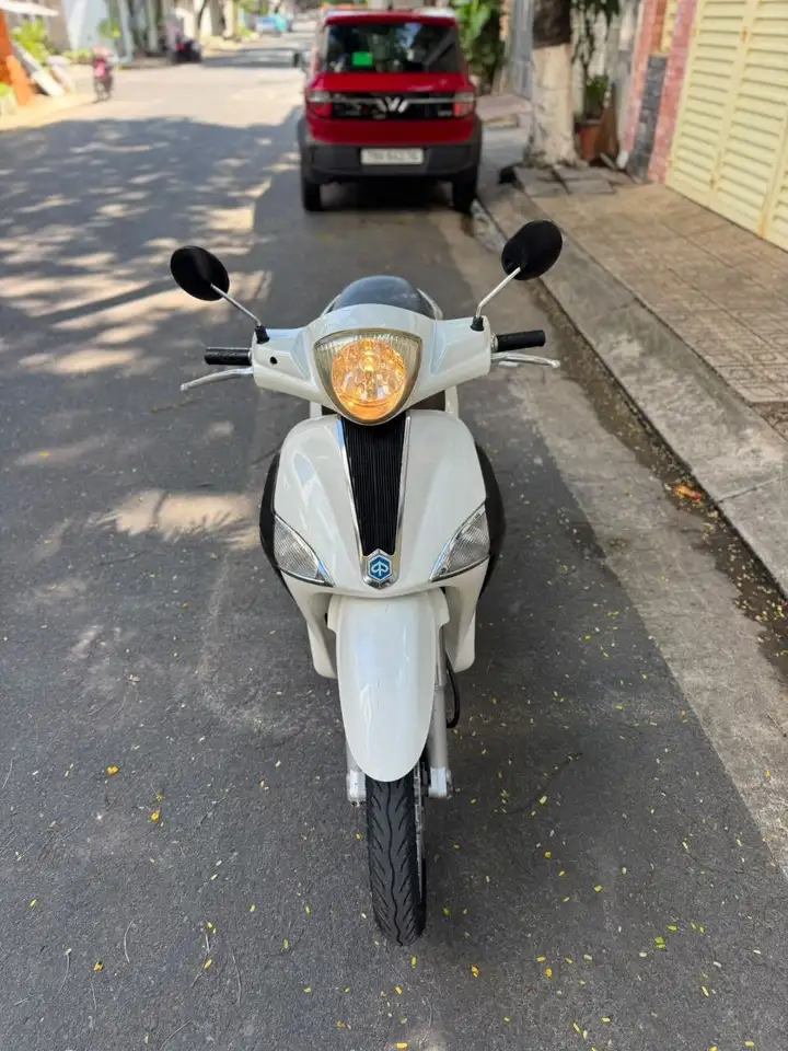 Скутер Piaggio Liberty 125